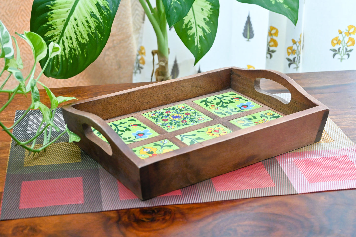 Timeless Mosaic: Handcrafted Sheesham Tray (Serves 6)