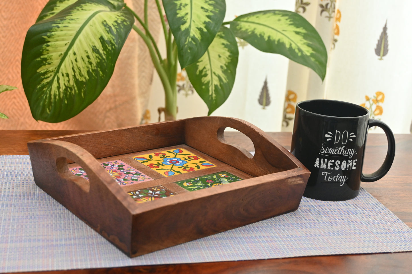 Timeless Mosaic: Handcrafted Sheesham Tray (Serves 4)