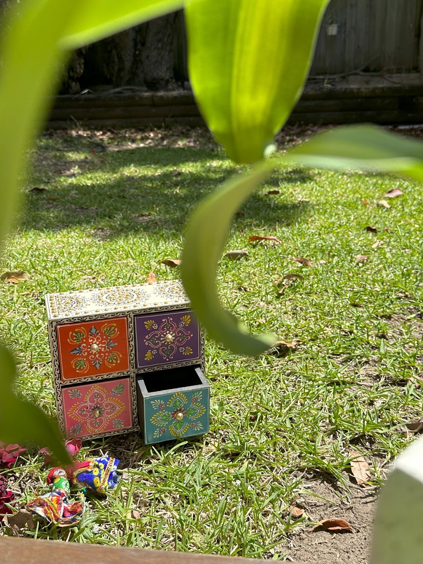 Multifunctional Rustic Diverse Organizers