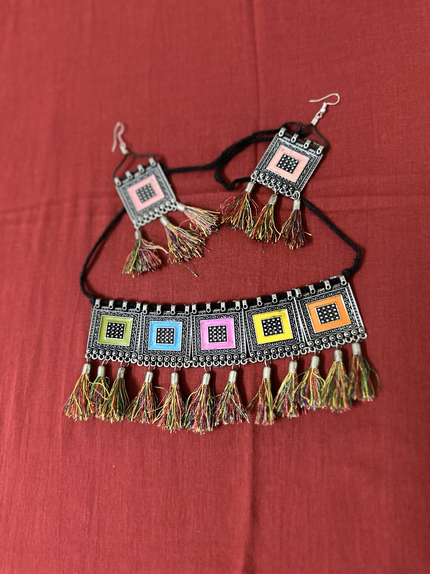 Banjara pom pom set