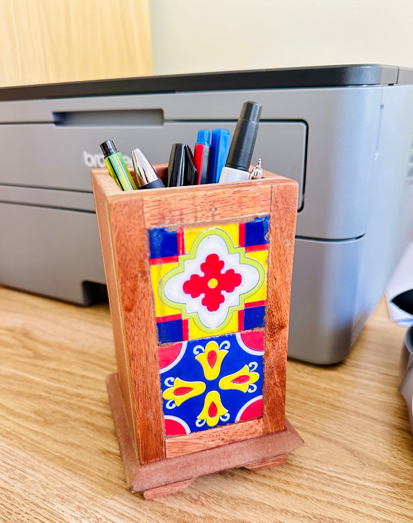 Timeless Mosaic Multifunctional Holder Stand