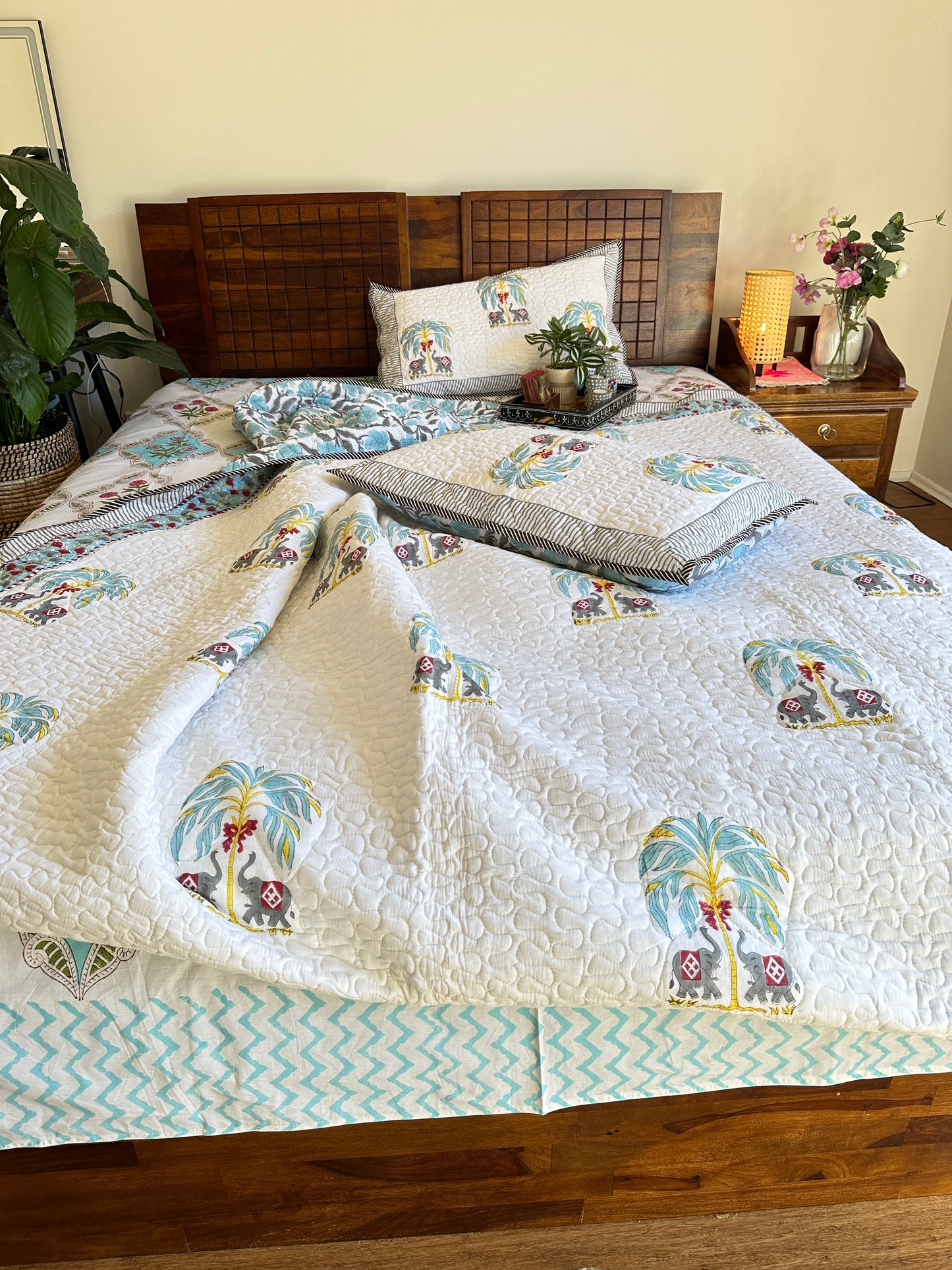 Royal Majesty Cloud Cuddler - Quilted Cotton Handblock Print Comforter Set with 2 Pillow Covers